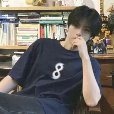 雍恨云